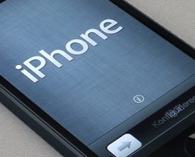 The benefits of buying a new but previous-generation smartphone