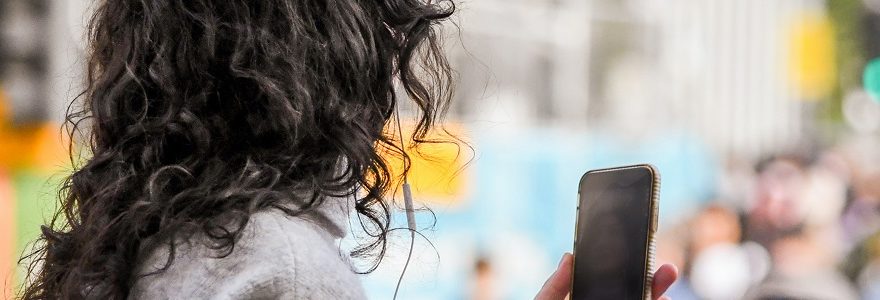 Is 5G mobile broadband an option for me?
